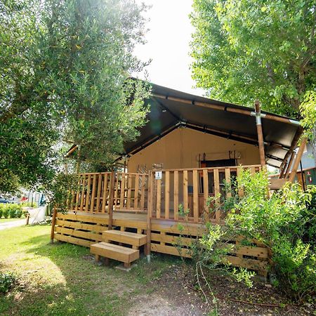 Sivinos Camping Boutique Манерба-дель-Гарда Экстерьер фото