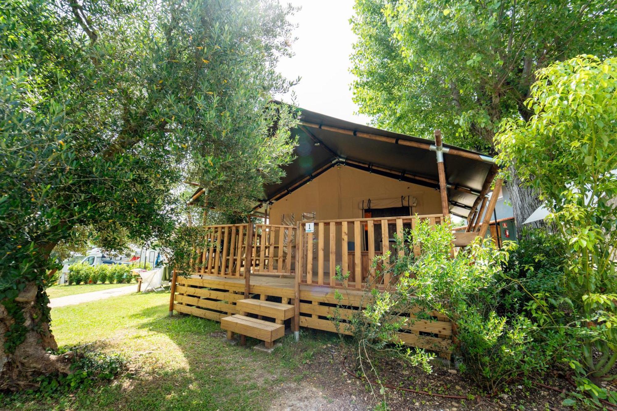 Sivinos Camping Boutique Манерба-дель-Гарда Экстерьер фото