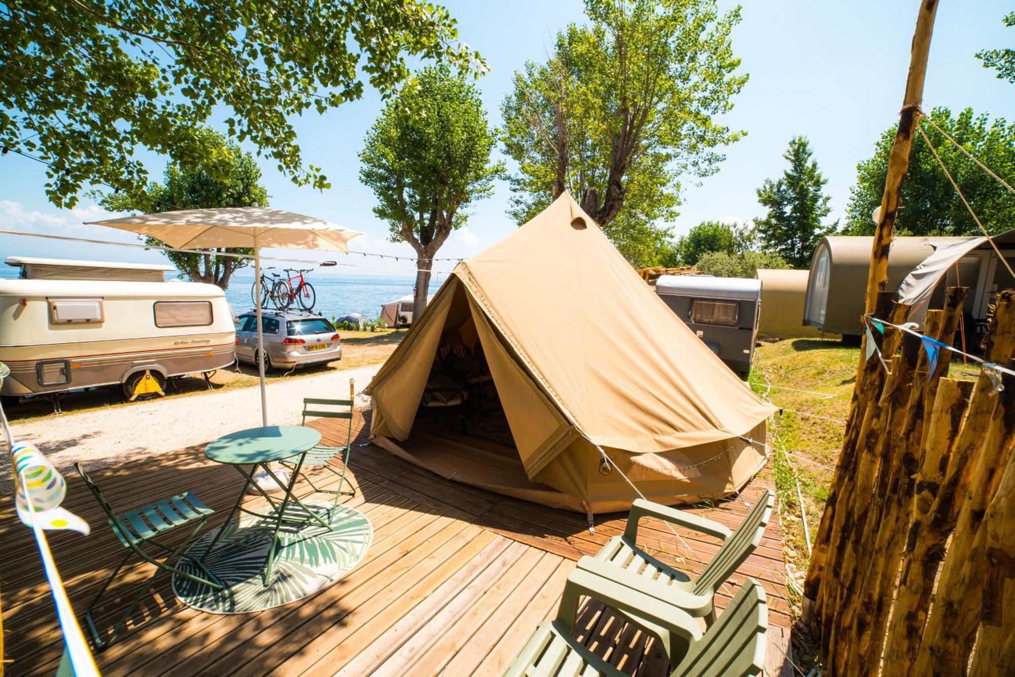 Sivinos Camping Boutique Манерба-дель-Гарда Экстерьер фото