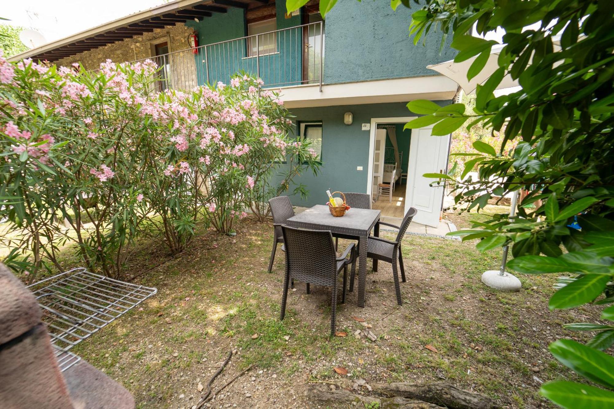 Sivinos Camping Boutique Манерба-дель-Гарда Номер фото